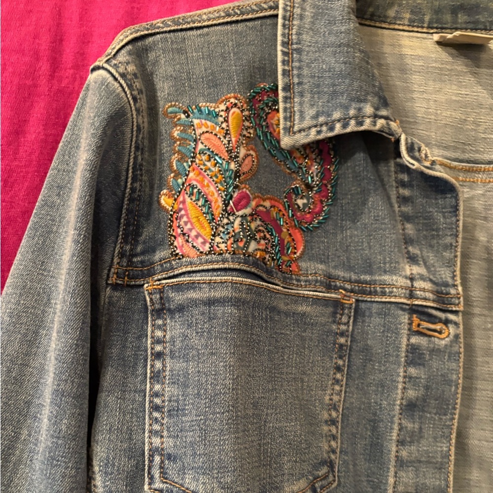 Chico’s Embroidered Denim Jacket Size 12 - Picture 3 of 12